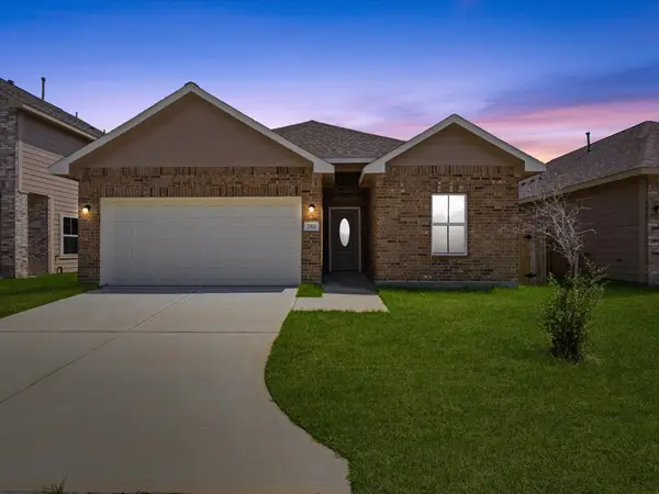 2811 Pine Estate Lane, Houston, TX 77014