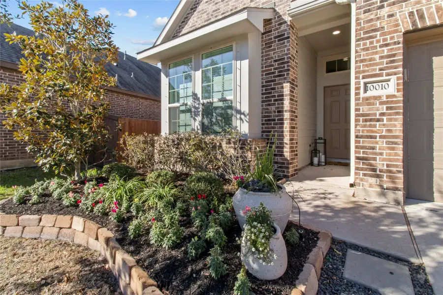 10010 Napier Drive, Rosharon, TX 77583 - Image #3