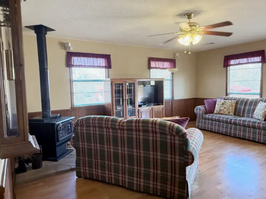 151 County Road 655, Brazoria, TX 77422 - Image #2