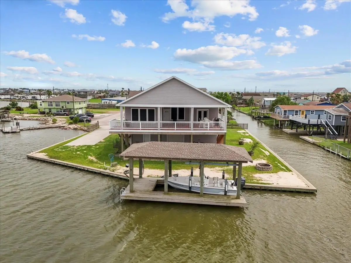 7014 Terrasso Drive, Hitchcock, TX 77563 - #1