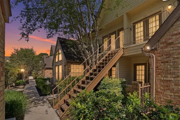 2425 Holly Hall Street #D59, Houston, TX 77054