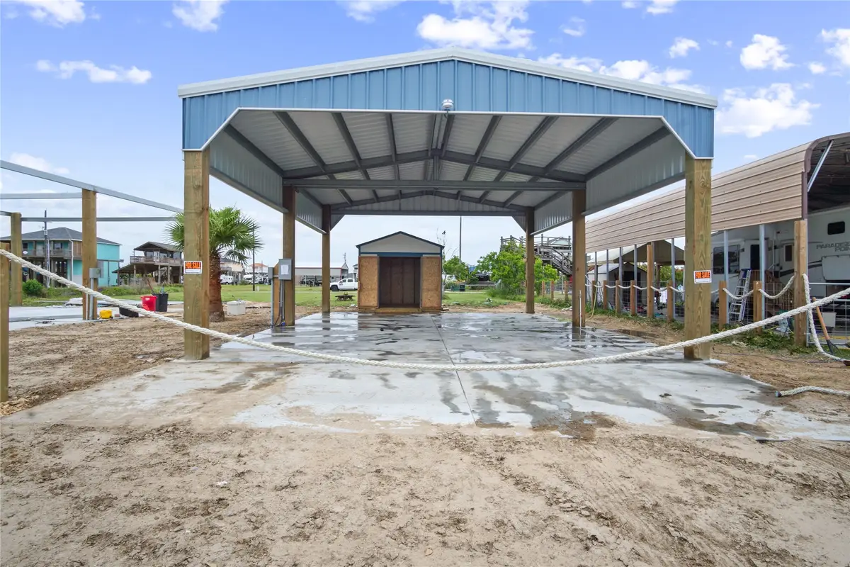 147 N Mae Circle, Crystal Beach, TX 77650 - #1