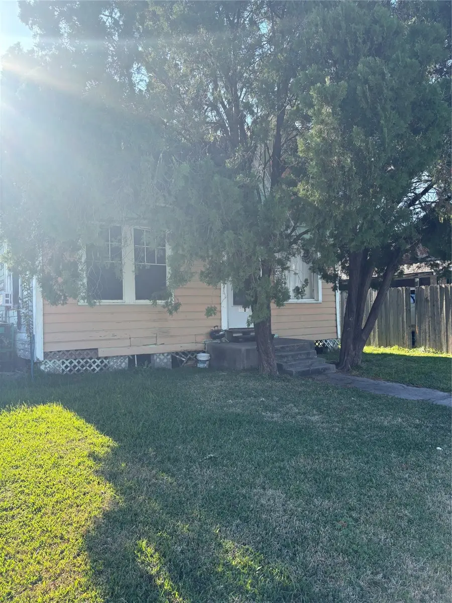 1564 Godwin Street, Houston, TX 77023 - Image #2