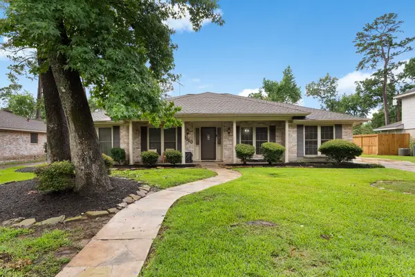 1110 Pear Tree Lane, Houston, TX 77073