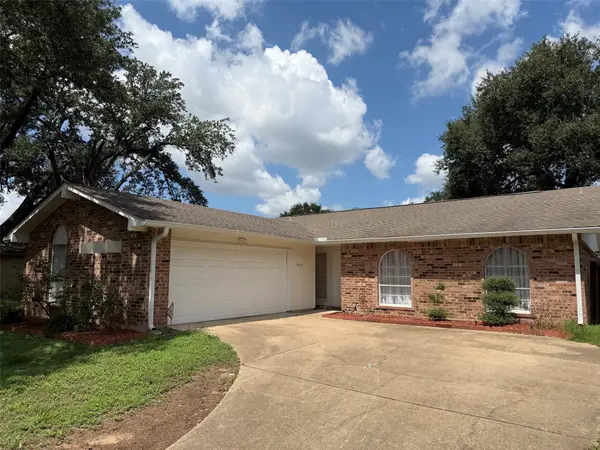 16838 Clan Macintosh Drive, Houston, TX 77084