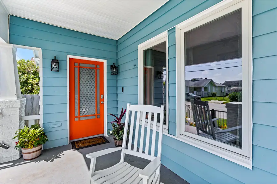 2412 39th Street, Galveston, TX 77550 - Image #2