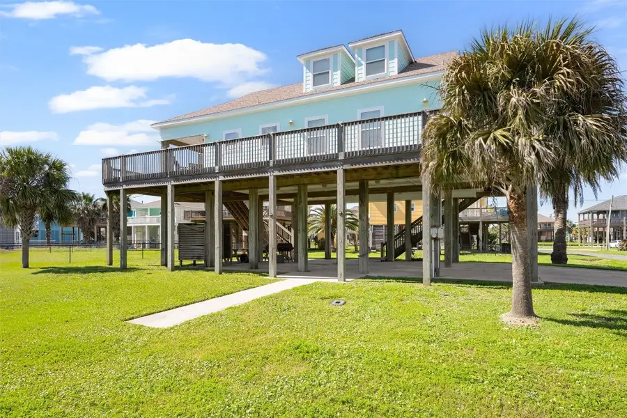 2011 Vista, Crystal Beach, TX 77650 - #2