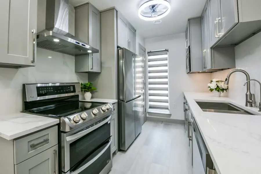 2300 Augusta Drive #28, Houston, TX 77057 - #3