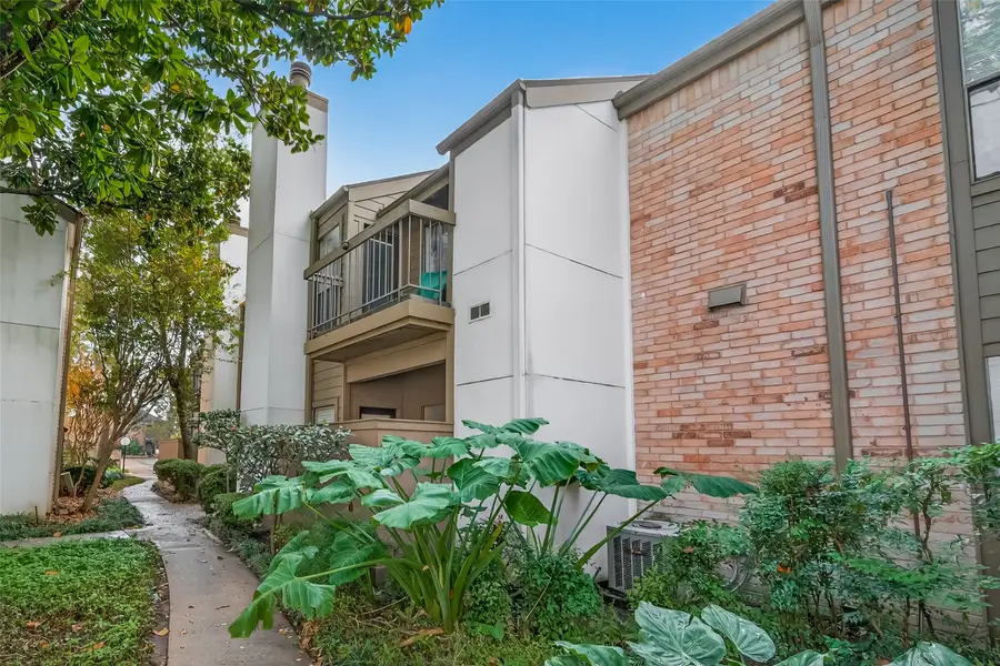 10049 Westpark Drive #116, Houston, TX 77042 - Image #3