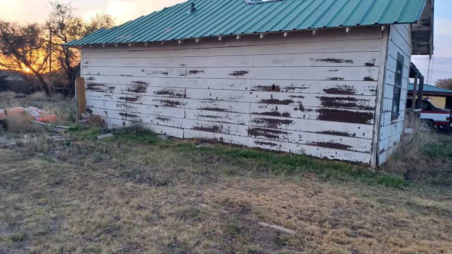 125 N Farmer Avenue, Crosbyton, TX 79322 - #3