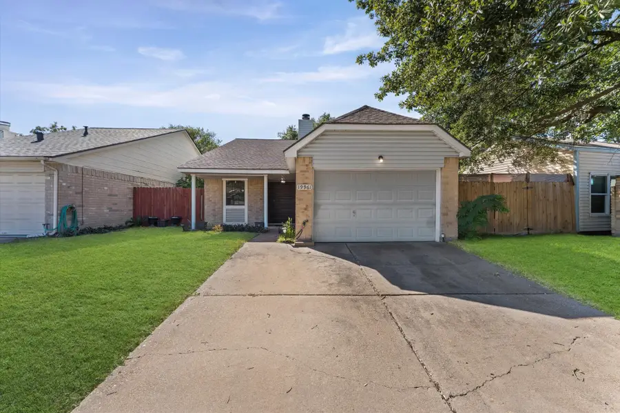 19961 Sutton Falls Drive, Cypress, TX 77433 - Image #2