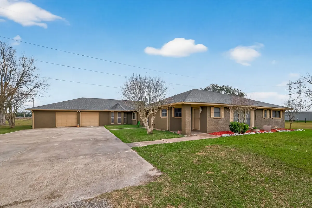 7715 County Road 383, Rosharon, TX 77583 - Image #1
