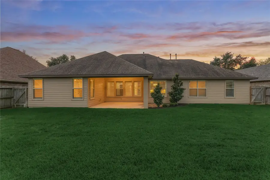 650 Edgewood Drive, Montgomery, TX 77356 - #2