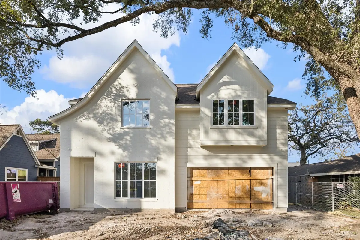 1046 Gardenia Drive, Houston, TX 77018 - Image #1