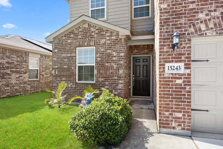 15243 Crescent Brookfield Drive, Humble, TX 77396 - Image #2
