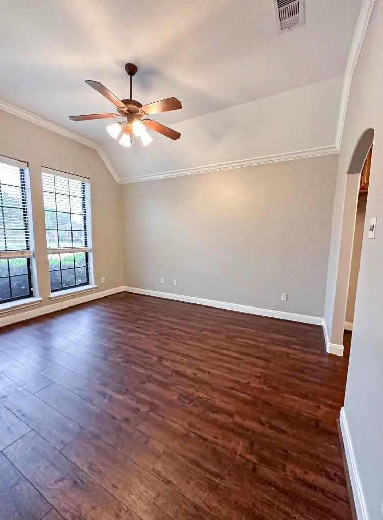 301 Williamsburg Avenue, Clute, TX 77531 - #3