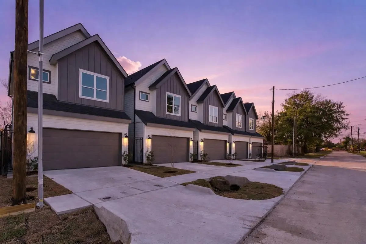 5027 Golden Forest Drive #A, Houston, TX 77091 - #1