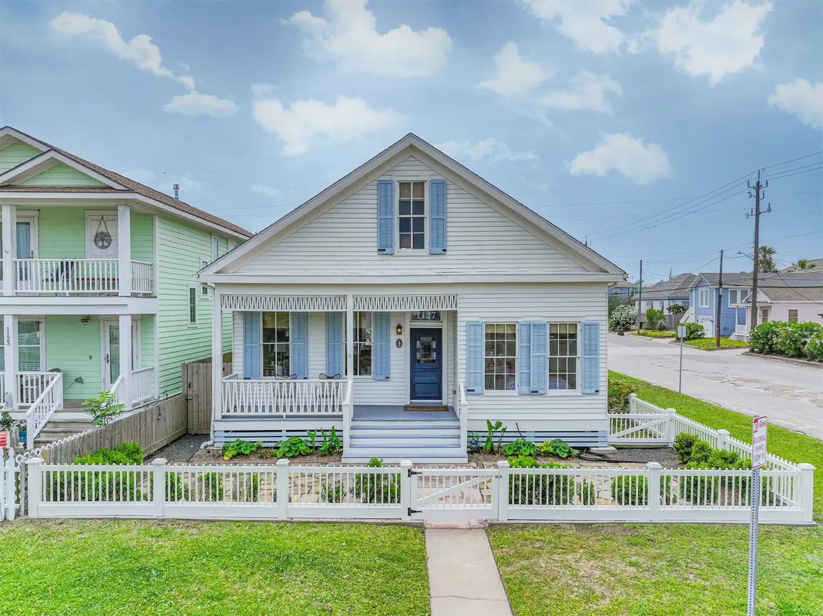 1127 Avenue M, Galveston, TX 77550 - #1