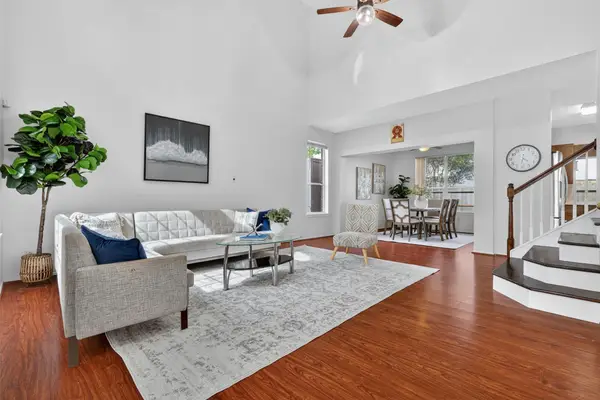 10054 Rio Bravo Road, Houston, TX 77064