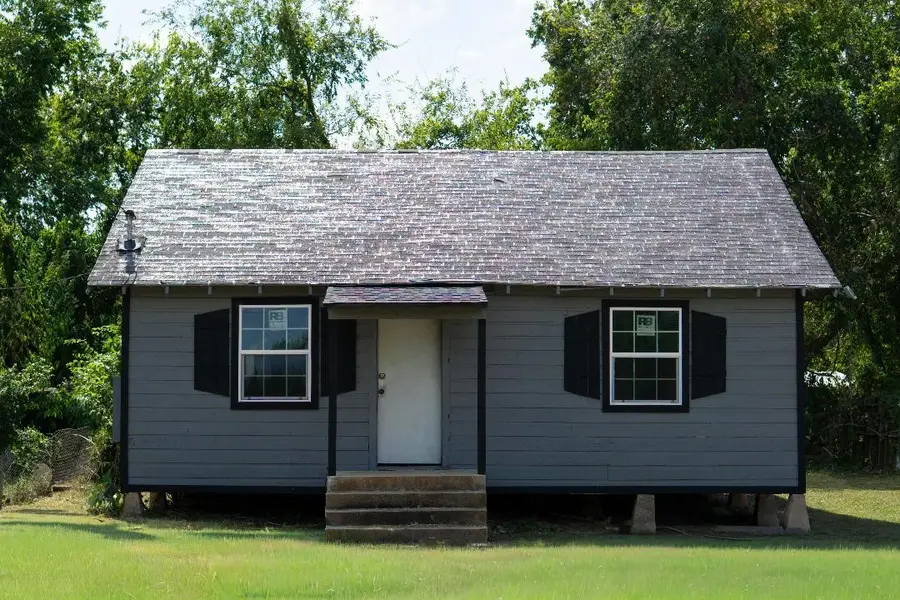 1611 Bailey Street, Wharton, TX 77488 - Image #2