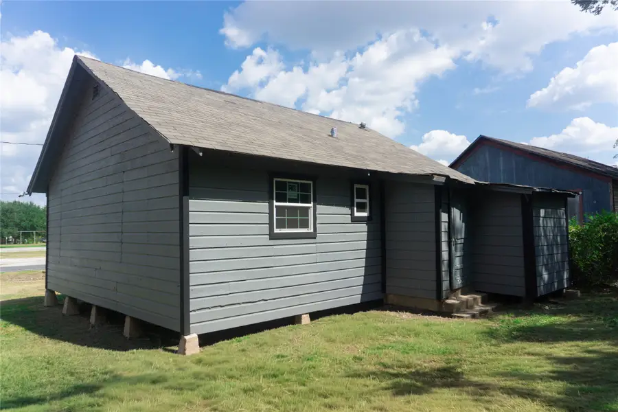 1611 Bailey Street, Wharton, TX 77488 - Image #3