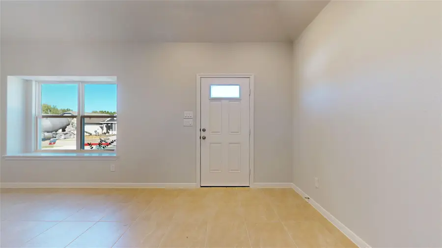 11821 East Gate Drive, Willis, TX 77318 - Image #3