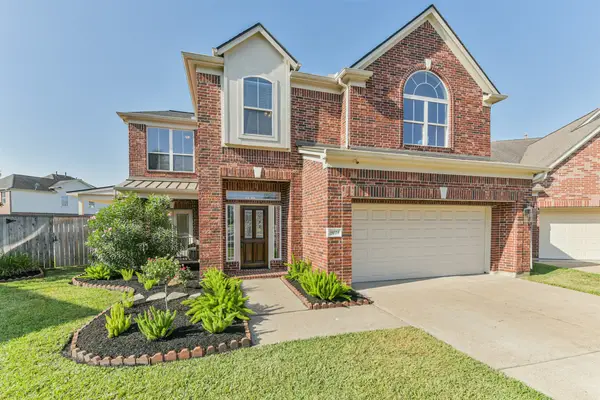 19023 Greenleaf Ridge Court, Cypress, TX 77429