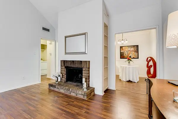 2100 Tanglewilde Street #296, Houston, TX 77063