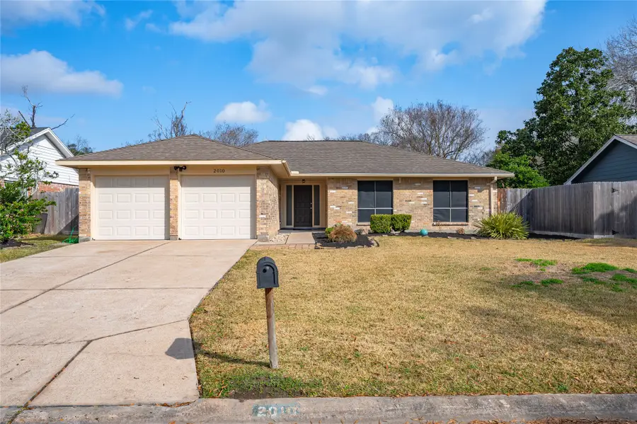 2010 Victoria Court, League City, TX 77573 - #2