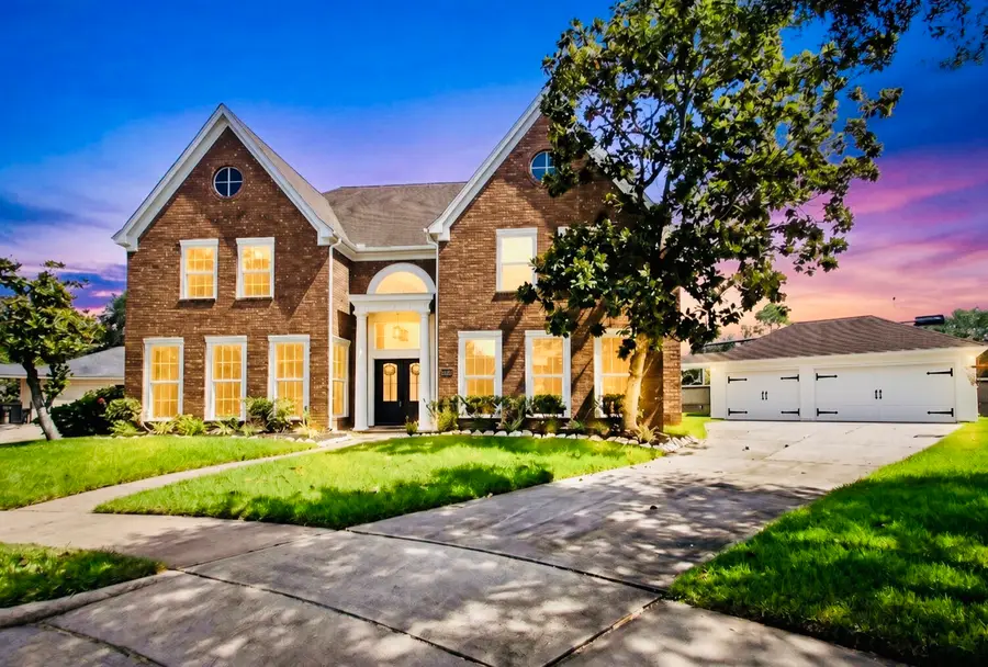 2111 Walnut Creek Drive, League City, TX 77573 - #2