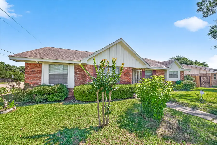 8022 Stroud Dr, Houston, TX 77036 - #2