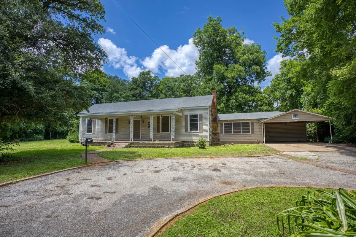 407 E Kolstad Street, Palestine, TX 75801 - #1