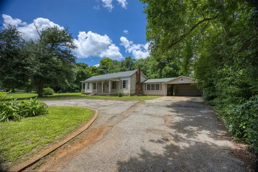 407 E Kolstad Street, Palestine, TX 75801 - #2