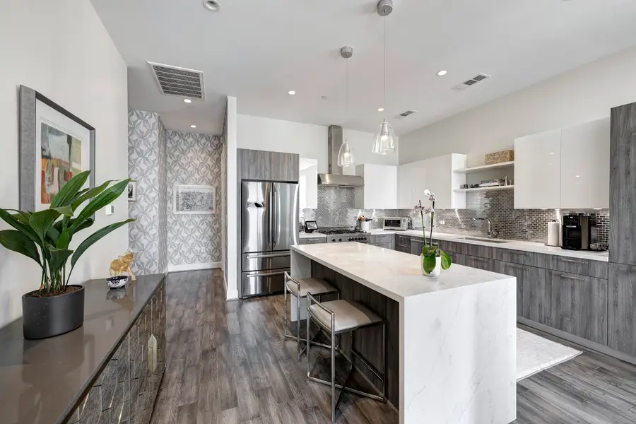 1211 Caroline Street #1501, Houston, TX 77002 - #3