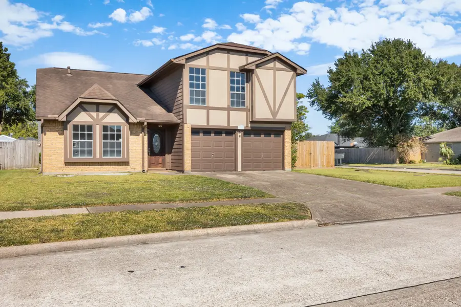10849 Mesquite Drive, La Porte, TX 77571 - Image #3