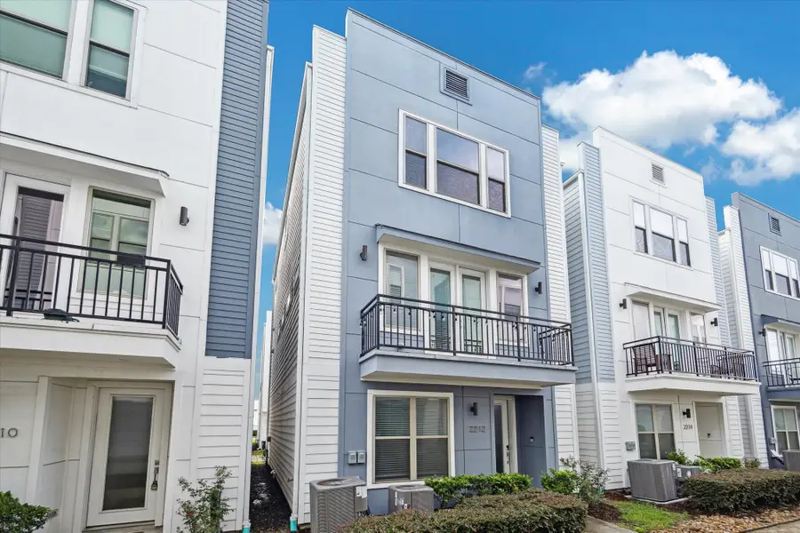 2212 Mcgowen Street, Houston, TX 77004 - Image #2