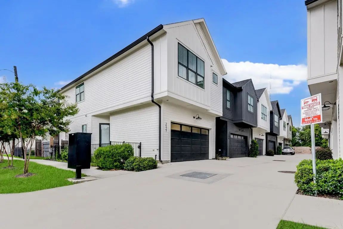 3512 Oak Forest Grove Drive, Houston, TX 77018 - #1
