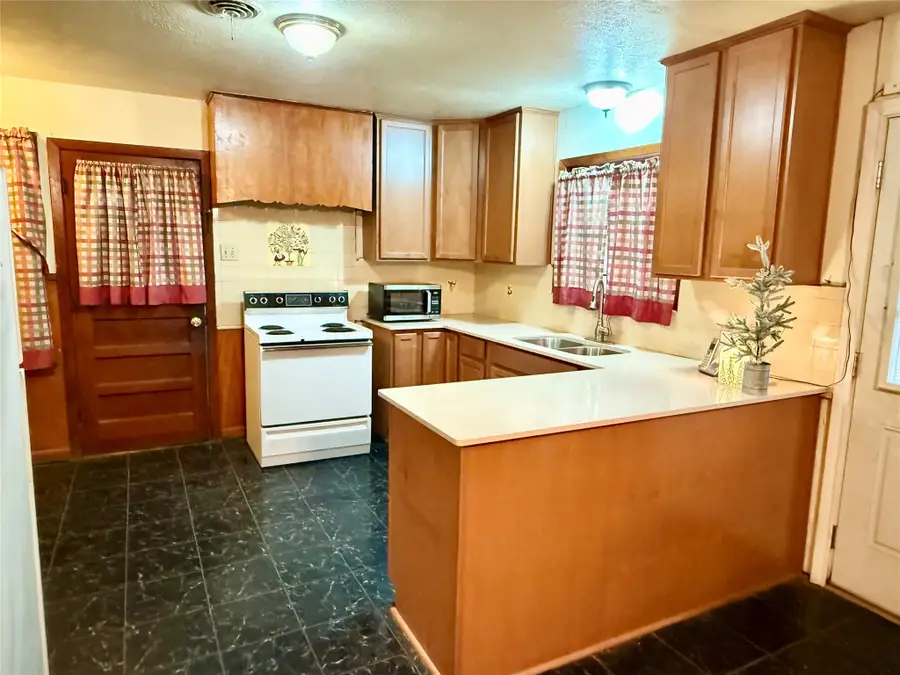 6211 Simsdale Street, Houston, TX 77087 - Image #3