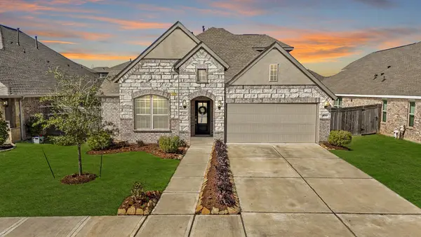 8711 Fairbrook Drive, Missouri City, TX 77459