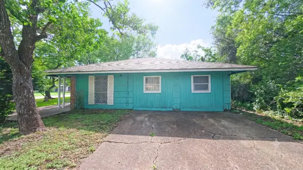 5602 Flamingo Drive, Houston, TX 77033