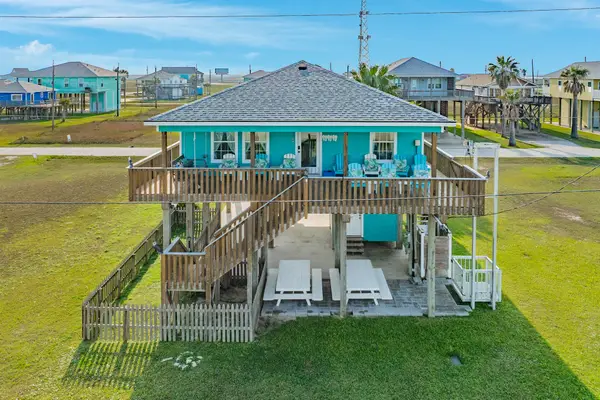 13214 Jolly Roger Drive, Freeport, TX 77541