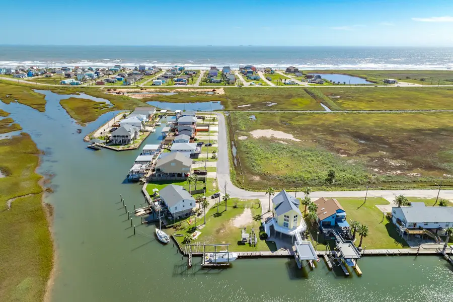 431 Swordfish Lane, Surfside Beach, TX 77541 - Image #2