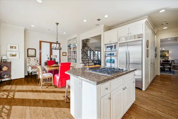 2025 Park Street, Houston, TX 77019