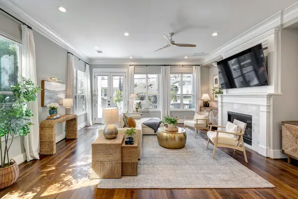 1227 Waverly Street, Houston, TX 77008