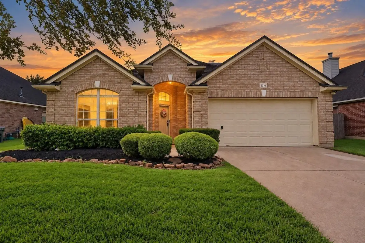 9010 Sunrise Trail, Pearland, TX 77584 - #1