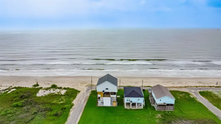 1395 Keith Avenue, Gilchrist, TX 77617 - #3