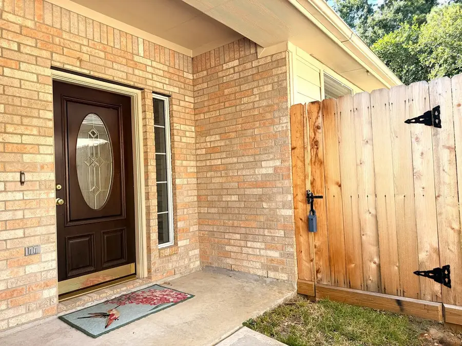90 Country Gate, Conroe, TX 77384 - #3