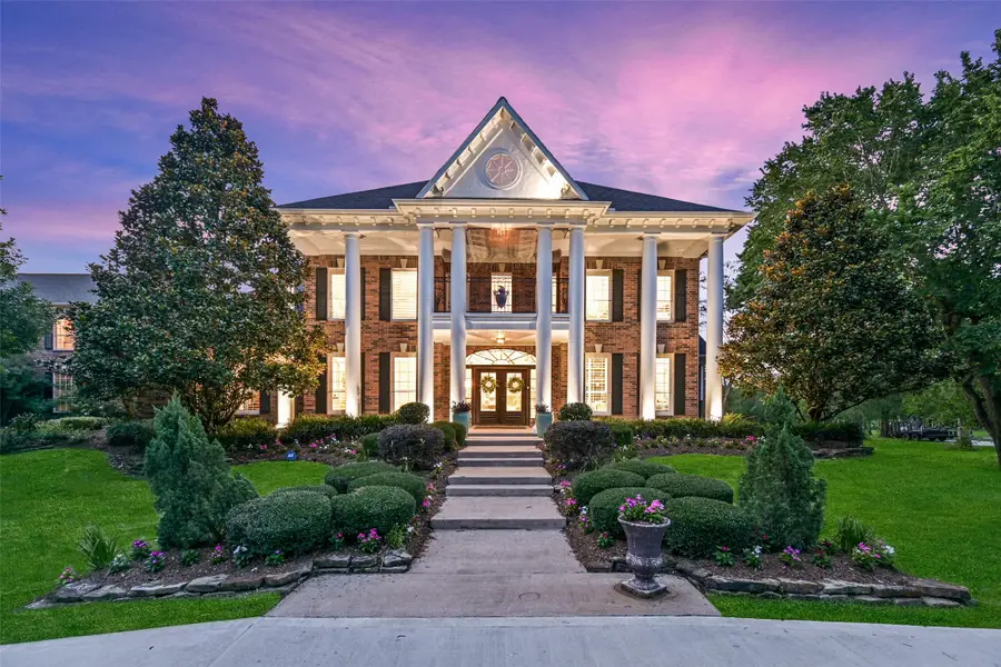 650 Oak Drive, Friendswood, TX 77546 - Image #2