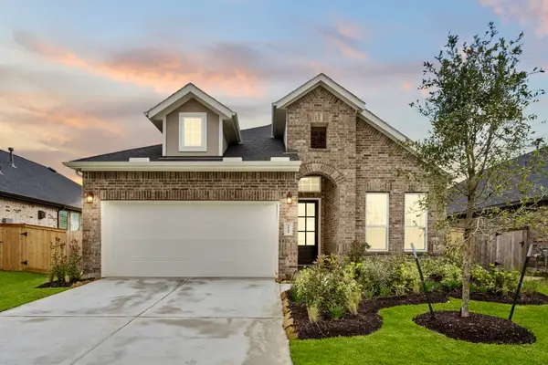 12109 Harrington Gate Drive, Texas City, TX 77951