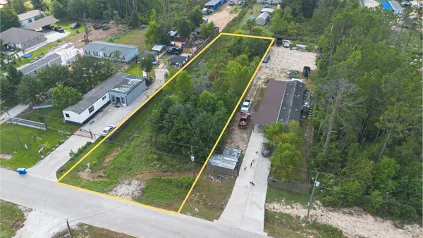 128 County Road 3548, Cleveland, TX 77327